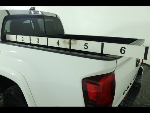 Used 2022 Toyota Tacoma SR5 image 14