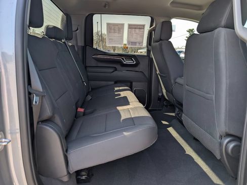 Used 2024 Chevrolet Silverado 1500 LT AWD/4WD image 29