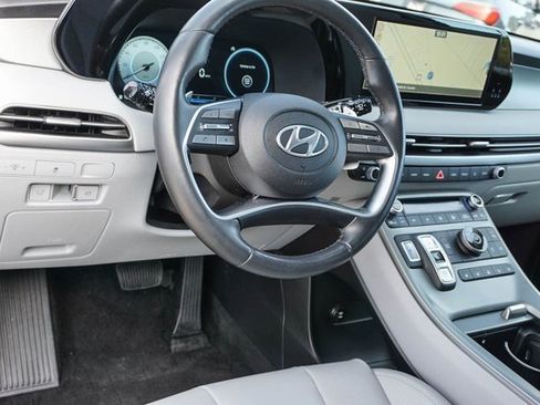 Used 2024 Hyundai Palisade SEL w/ Premium Package image 15