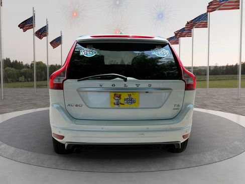 Used 2016 Volvo XC60 T6 R-Design Platinum w/ Climate Package image 6