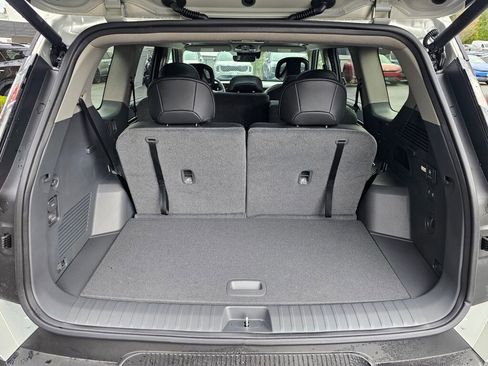 New 2026 Kia EV9 Wind image 25