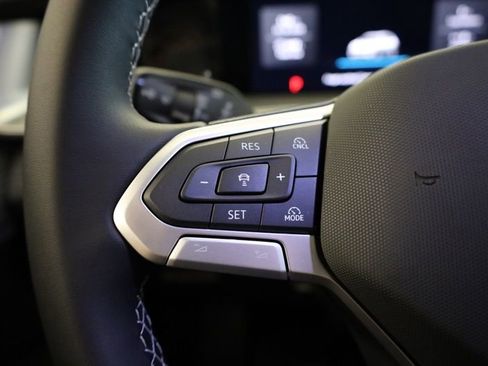 New 2026 Volkswagen Tiguan SE AWD/4WD image 23