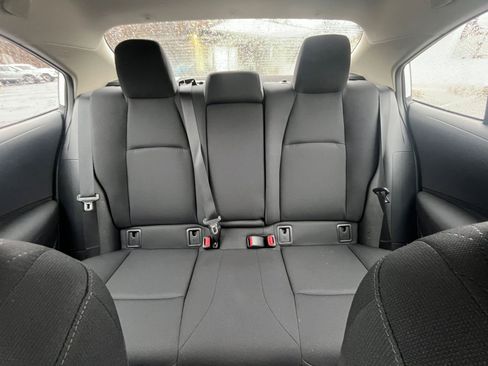 Used 2025 Toyota Corolla LE image 32