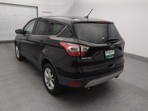 Used 2017 Ford Escape SE AWD/4WD image 5