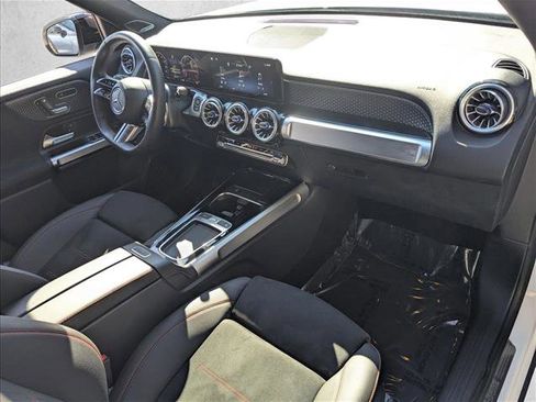 Certified 2025 Mercedes-Benz GLB 250 image 21