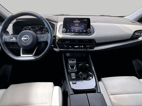Certified 2023 Nissan Rogue SV w/ SV Premium B Package FWD image 16