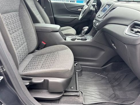 Used 2023 Chevrolet Equinox LT w/ LPO, Floor Liner Package FWD image 14