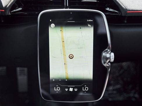 Used 2024 McLaren Artura RWD image 61