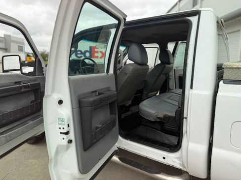 Used 2016 Ford F250 XL w/ Power Equipment Group AWD/4WD image 22