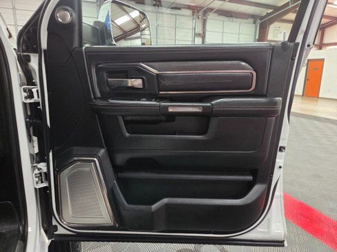 Used 2019 RAM 2500 Limited image 35
