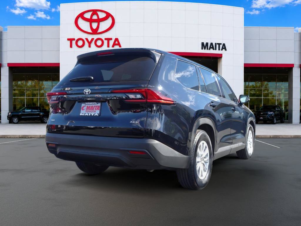 Certified 2025 Toyota Grand Highlander AWD image 3