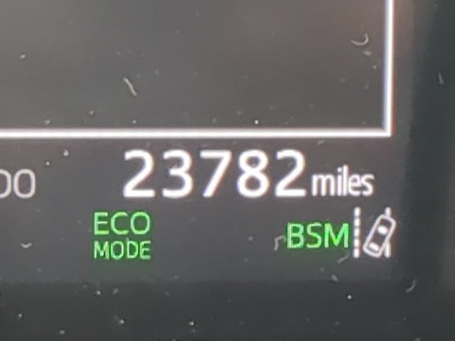 Used 2024 Toyota Camry SE FWD image 31