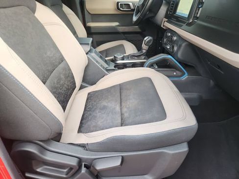 Used 2022 Ford Bronco Wildtrak AWD/4WD image 11