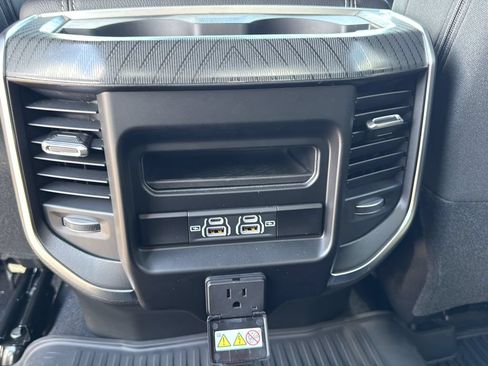 New 2025 RAM 2500 Big Horn AWD/4WD image 15