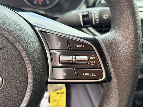 Used 2021 Kia Forte LXS image 14