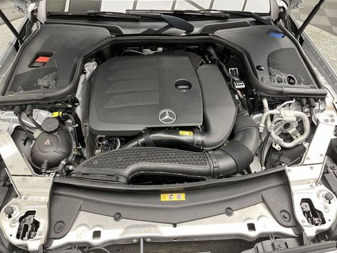 Used 2020 Mercedes-Benz E 350 4MATIC Sedan image 31