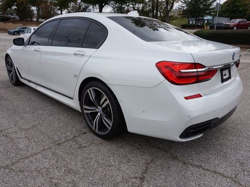 Used 2016 BMW 750i xDrive image 8