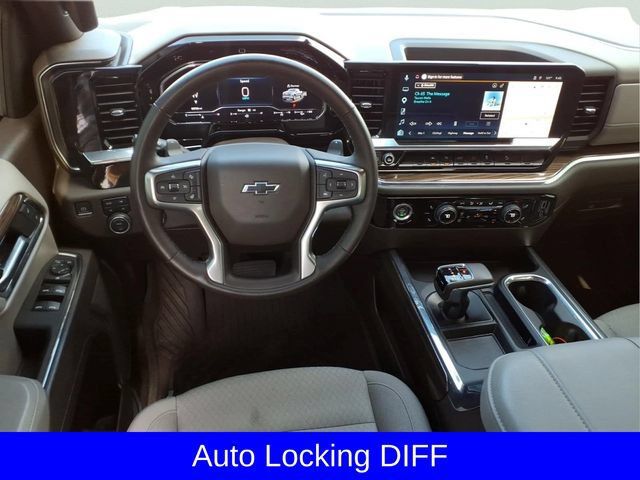 Used 2024 Chevrolet Silverado 1500 RST w/ Z71 Off-Road Package AWD/4WD image 5