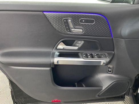 New 2025 Mercedes-Benz GLB 250 4MATIC image 11