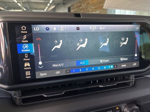 New 2026 Jeep Wrangler Rubicon AWD/4WD image 38