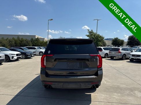 Used 2021 GMC Yukon Denali AWD/4WD image 6