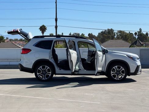 Used 2023 Subaru Ascent Limited w/ Technology Package AWD/4WD image 29