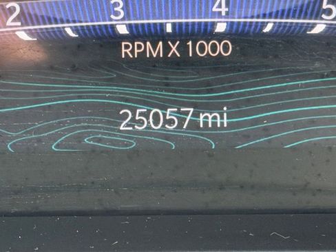 Used 2023 Jeep Grand Cherokee Overland w/ Luxury Tech Group IV image 37