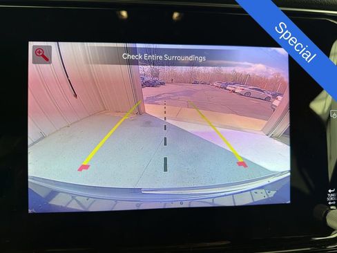 Used 2024 Jeep Wagoneer L Series II w/ Flexible Seating Group image 17