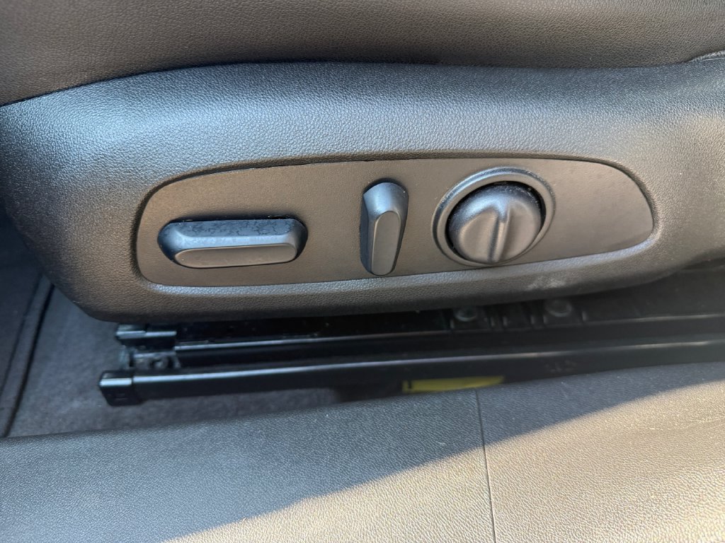 Used 2024 Chevrolet Malibu LT FWD image 26