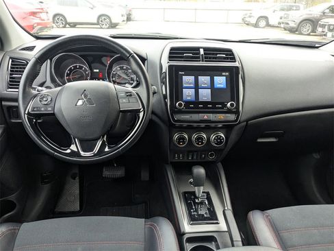 Used 2024 Mitsubishi Outlander Sport ES image 26