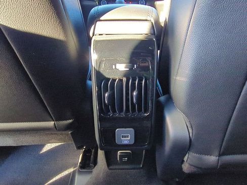 New 2026 Jeep Compass Latitude image 28