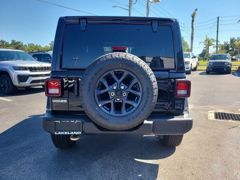 New 2026 Jeep Wrangler Unlimited Sport AWD/4WD image 7