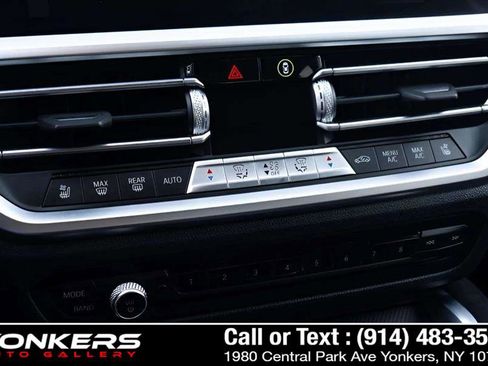 Used 2022 BMW M3 Competition w/ M Carbon Exterior Package image 42