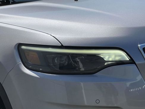 Certified 2021 Jeep Cherokee Limited image 6