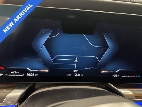 Used 2024 BMW 760i xDrive w/ Premium Package 2 image 3