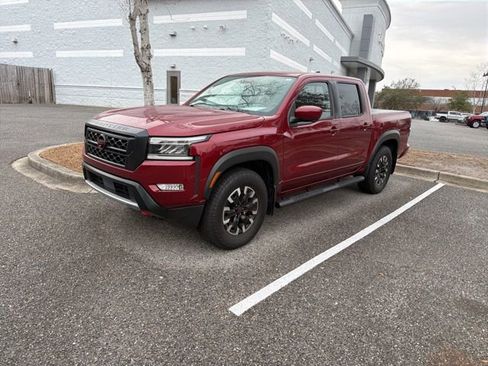 Used 2022 Nissan Frontier Pro-X image 5