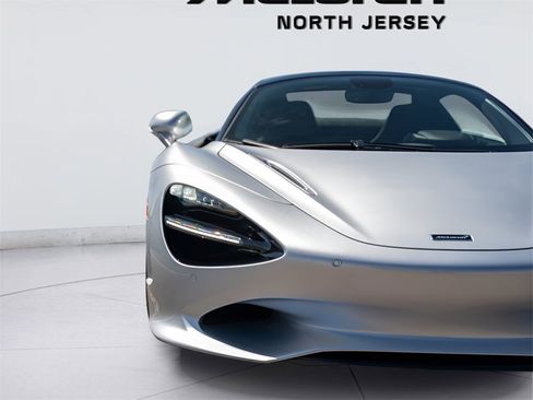 New 2025 McLaren 750S Spider image 38