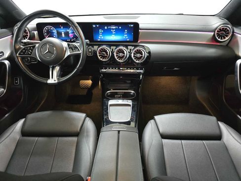 Used 2025 Mercedes-Benz CLA 250 4MATIC image 18