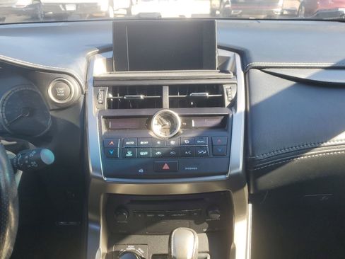 Used 2017 Lexus NX 200t FWD image 11