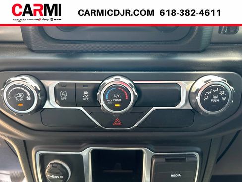 Used 2021 Jeep Wrangler Unlimited Sport AWD/4WD image 24