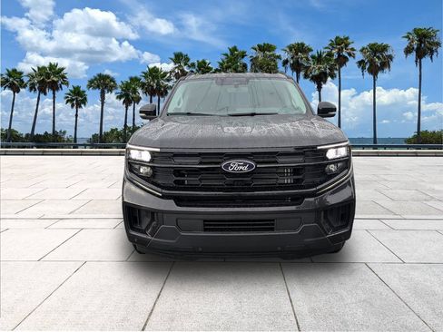New 2027 Ford Expedition Active RWD image 3