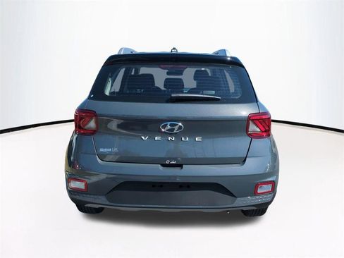 New 2026 Hyundai Venue SEL image 6