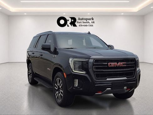 Used 2024 GMC Yukon AT4 AWD/4WD image 1