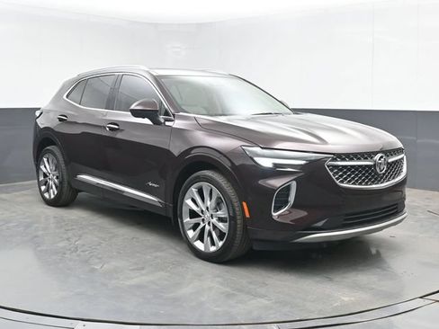 Used 2022 Buick Envision Avenir w/ Technology Package II AWD/4WD image 3