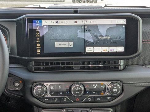 New 2026 Jeep Gladiator Rubicon w/ Safety Group image 18