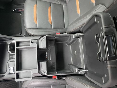 Used 2022 GMC Sierra 1500 AT4 w/ Technology Package image 15