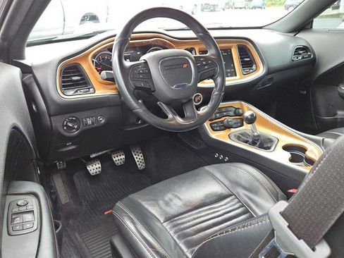 Used 2016 Dodge Challenger R/T Scat Pack RWD image 12
