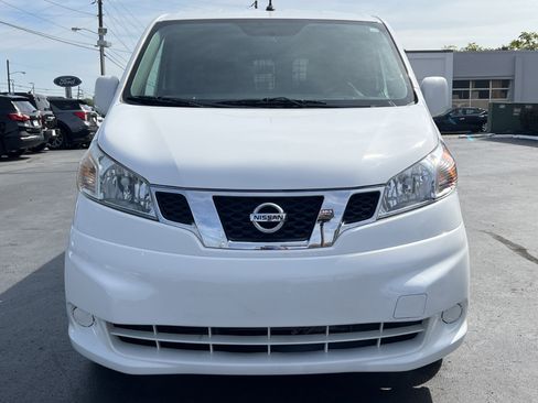 Used 2020 Nissan NV200 SV w/ Sliding Glass Door Package image 5