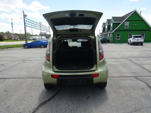 Used 2011 Kia Soul + w/ Audio Pkg FWD image 7