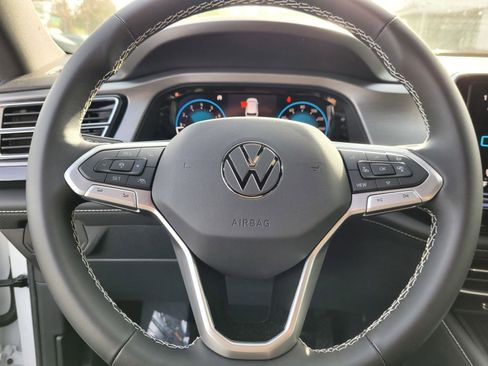 New 2026 Volkswagen Atlas Cross Sport SE AWD/4WD image 18